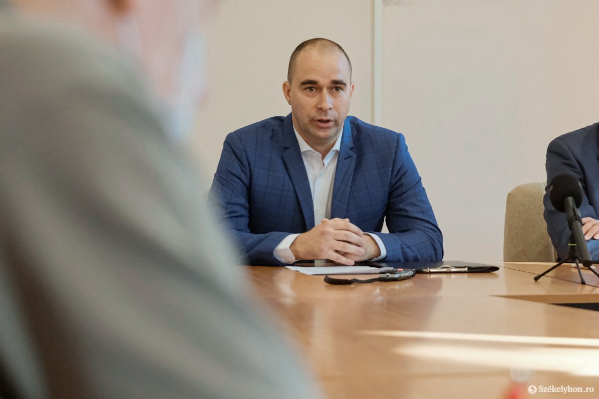 Dombi Gyula fontosnak tartja többek között a bizalmat, a nyitottságot és a hatékonyságot •  Fotó: Veres Nándor