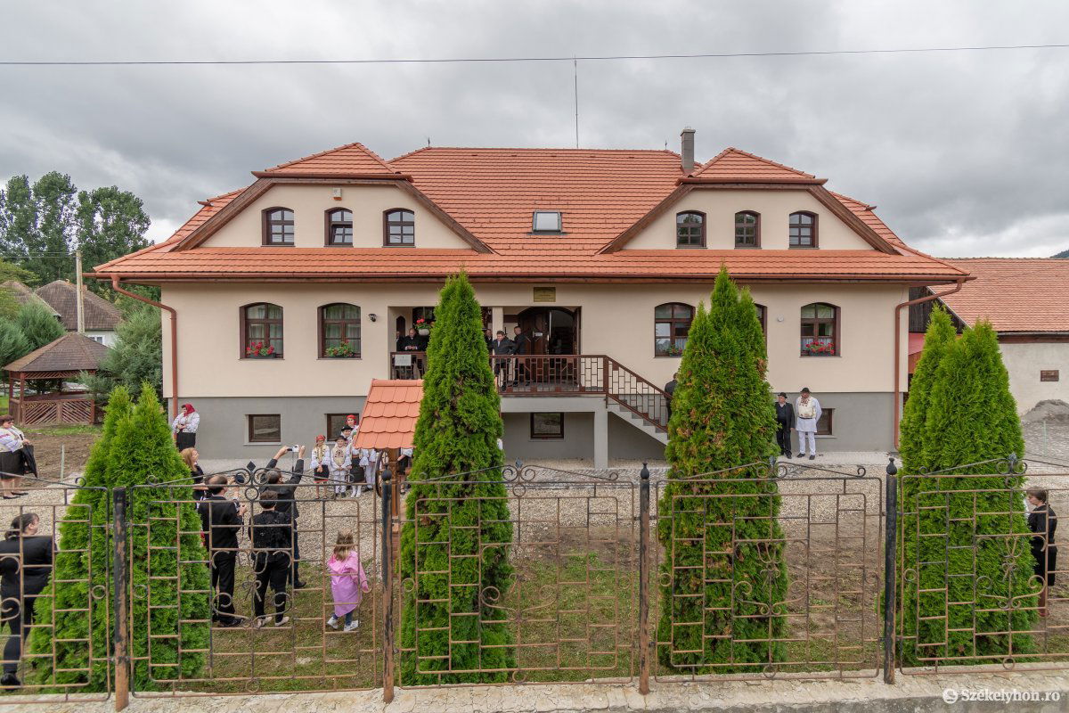 •  Fotó: Pinti Attila