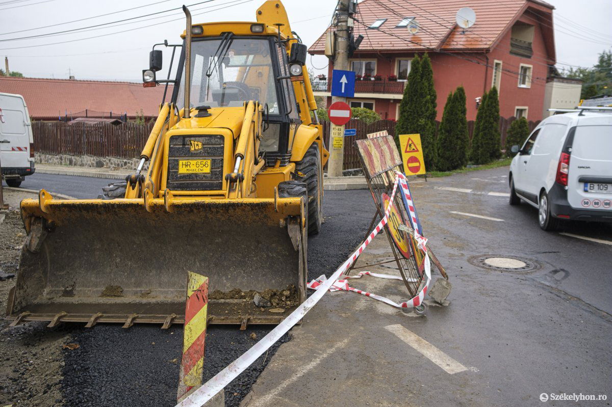 A Hunyadi János utca utolsó szakaszának felújítása nemsokára elkészül &bullet;  Fotó: Veres Nándor