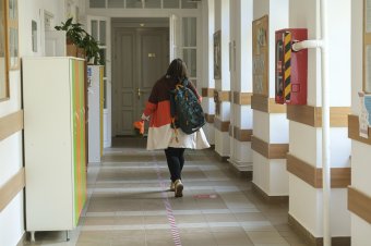 Látványosan csökkent tavalyhoz képest az óránkénti munkaerőköltség a tanügyben