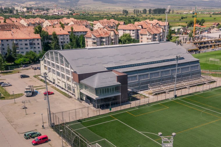 Önkormányzati cégre bízzák a csíkszeredai sportlétesítményeket