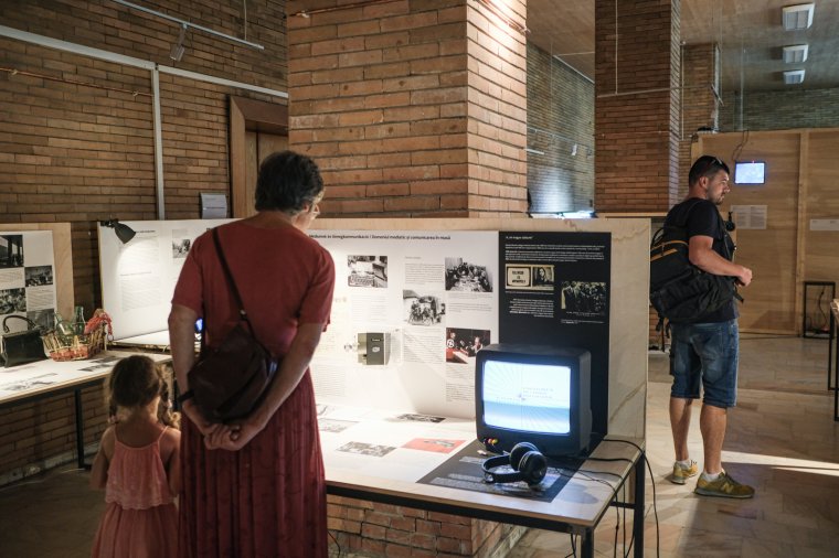 Ahogy a forradalmat megélték, megéltük