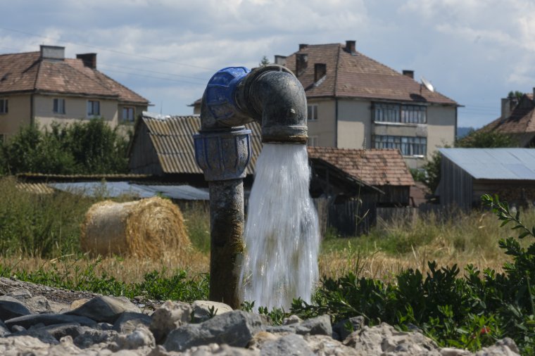 Nagy hozamú borvíz tört a felszínre, de még nem hasznosították
