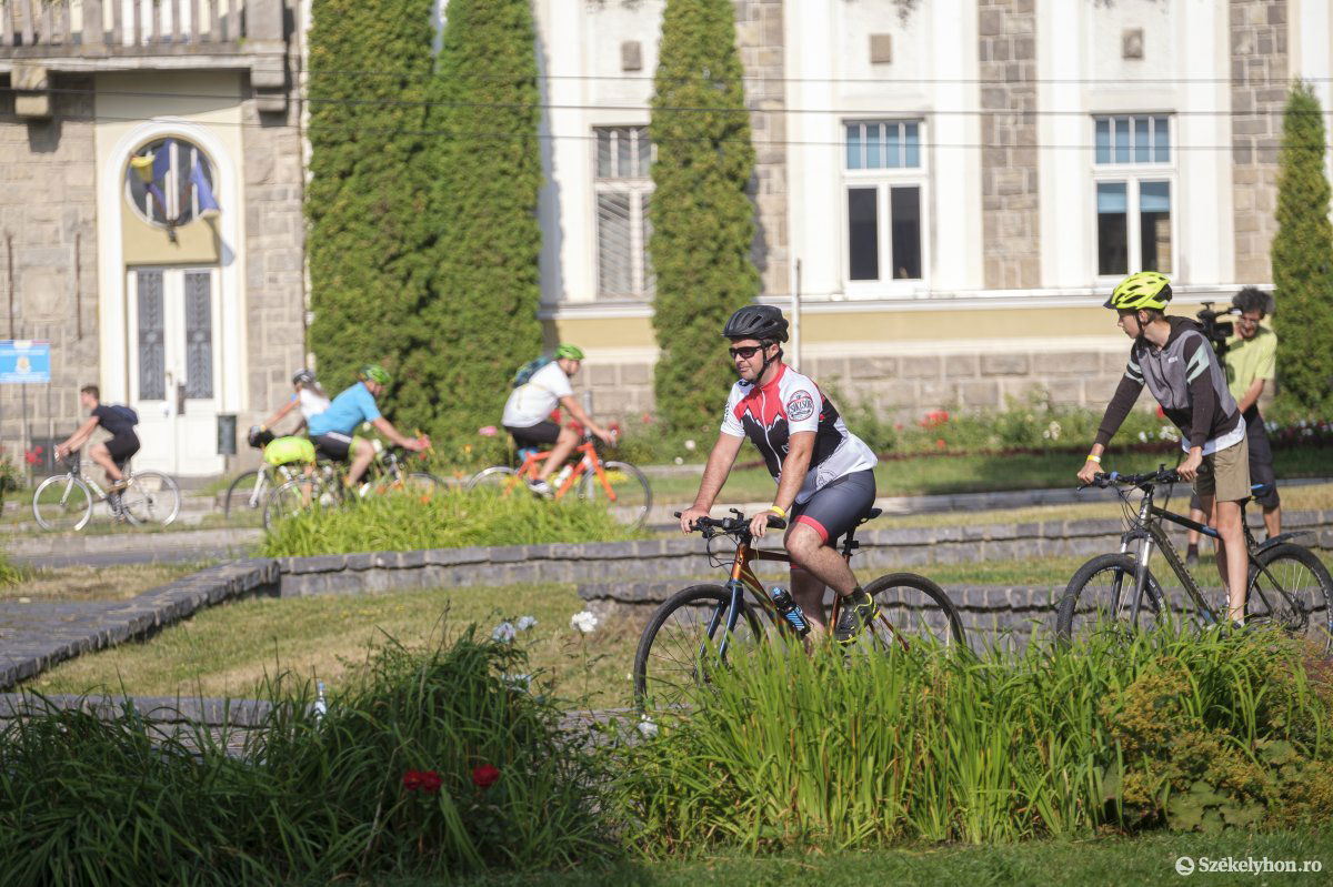 &bullet;  Fotó: Veres Nándor