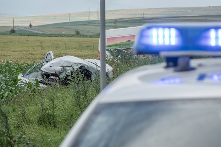 Beszóltak a civilek az „alvó belügyminiszternek”, cinkossággal vádolják a rendőrséget a súlyos balesetek ügyében