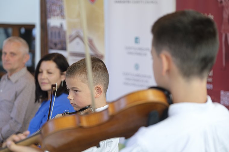 Utazás a régizenével Csíkszeredában