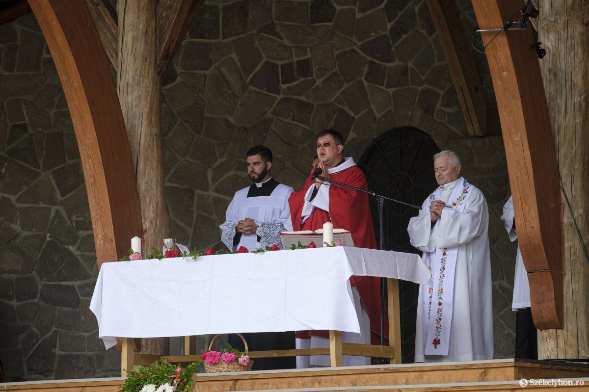 &bullet;  Fotó: Veres Nándor