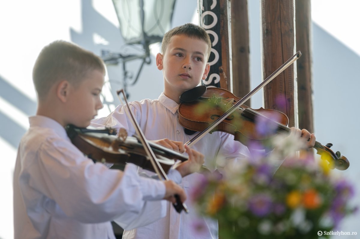 &bullet;  Fotó: Veres Nándor