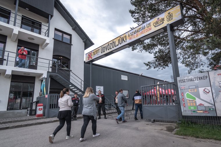 Csíkszentsimonban koncertezik a Republic