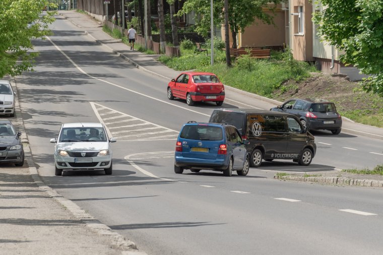 Körforgalommal számolnák fel a torlódást az egyik forgalmas útkereszteződésben