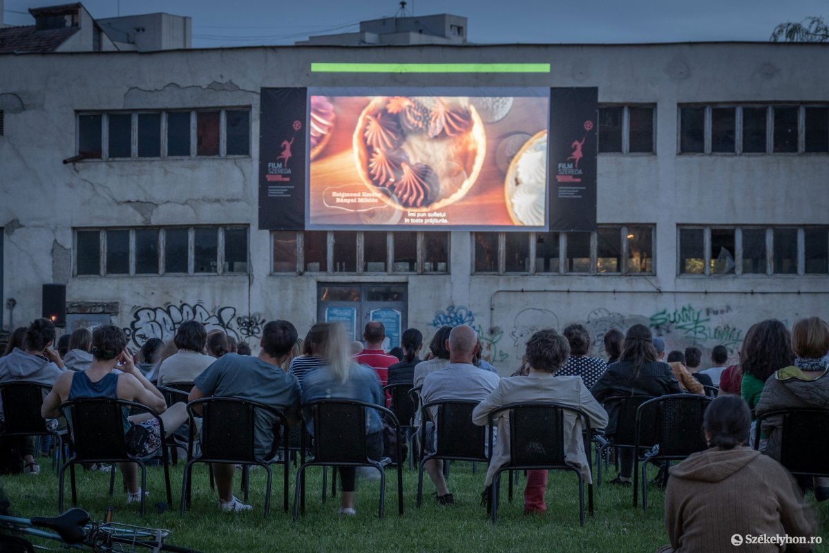 &bullet;  Fotó: Pinti Attila