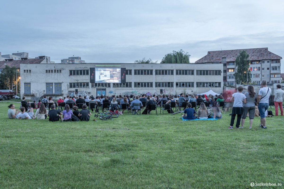 &bullet;  Fotó: Pinti Attila