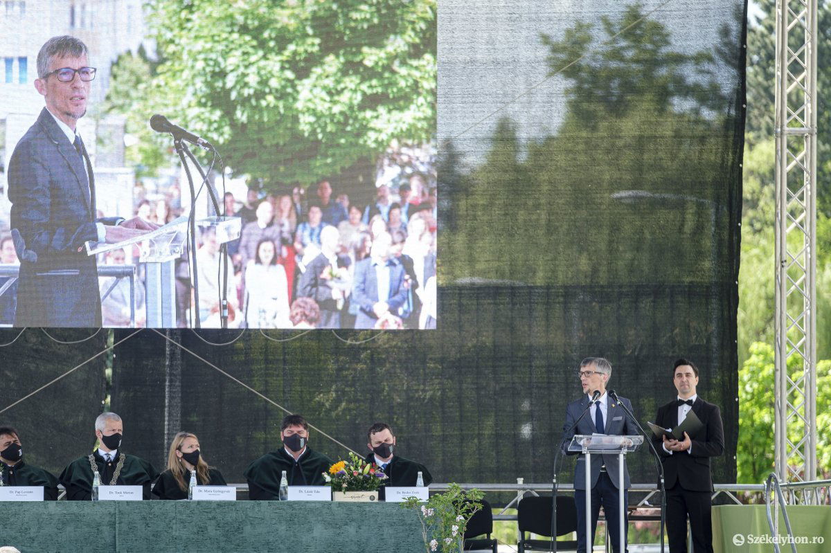 •  Fotó: Veres Nándor