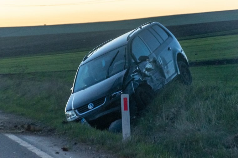 Ittasan, jogosítvány nélkül hajtott ki a főútra, baleset lett a vége