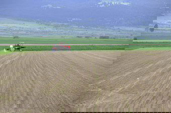 Közel 30 millió euróhoz jut Románia a mezőgazdasági ágazat támogatására