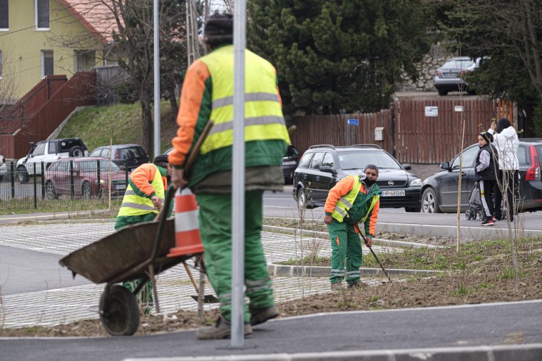 Hétfőn kezdődik a tavaszi nagytakarítás Csíkszeredában