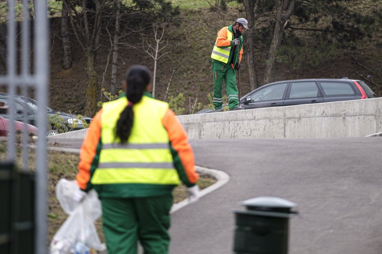 A megtisztítandó városrészeken hagyott autók hátráltathatják a tavaszi nagytakarítás menetét