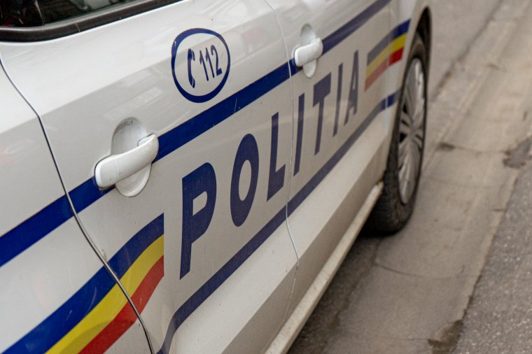 Kimenekítés közben meghalt egy részeg férfi, aki ellenszegült az őt tűz miatt távozásra kényszerítő rendőröknek