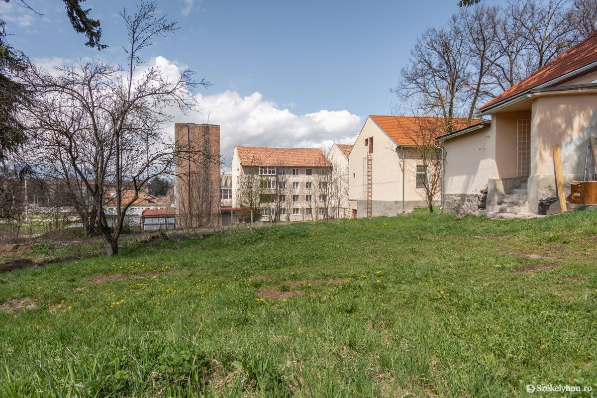 &bullet;  Fotó: Pinti Attila