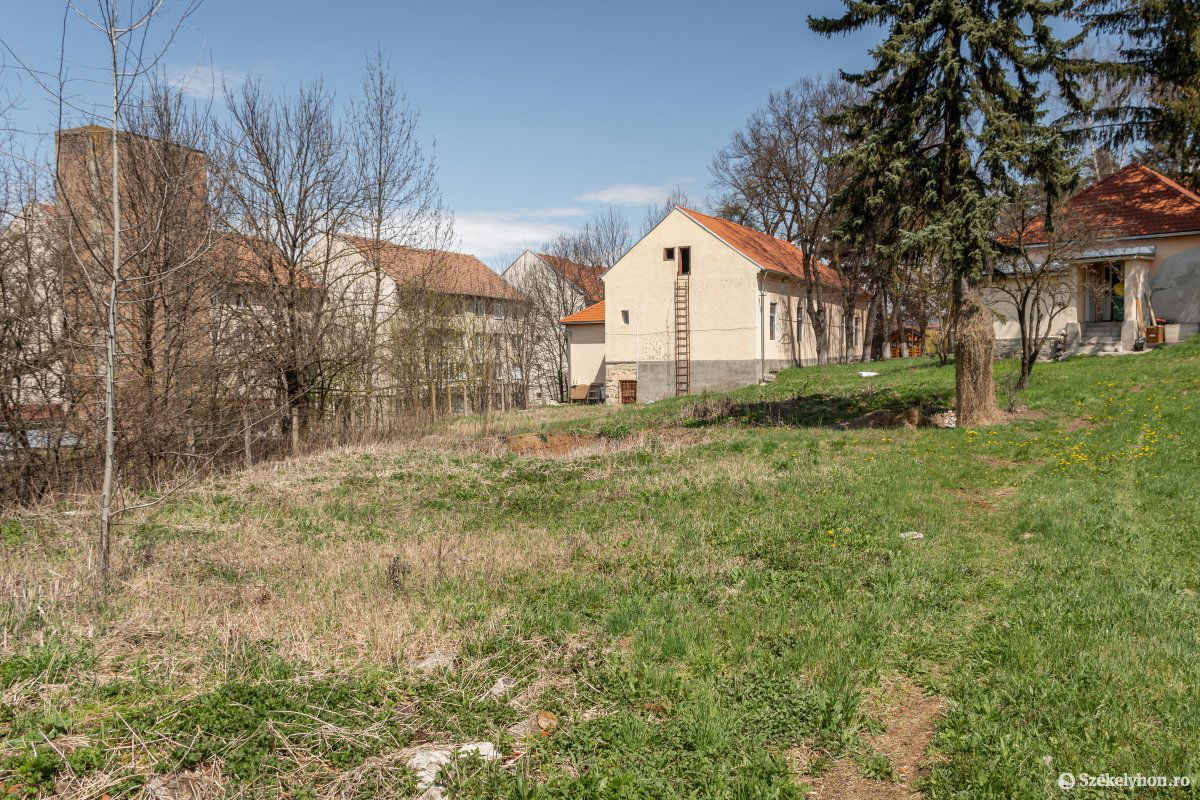 &bullet;  Fotó: Pinti Attila