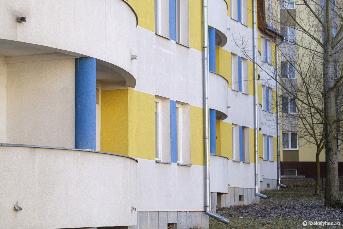 Összesen 152 ANL-tömbházlakás található Csíkszeredában. Közel harminc család veszítheti el a lakhelyét •  Fotó: Veres Nándor