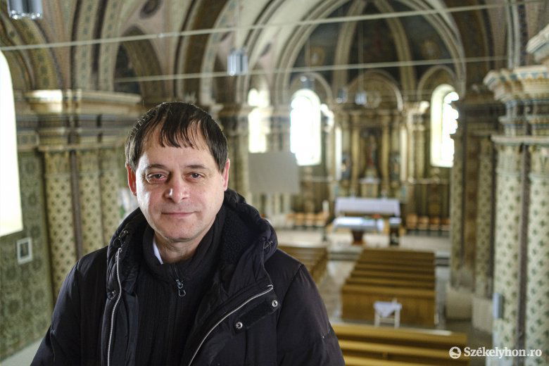 Már kisgyermekkorában felfigyeltek arra, hogy van érzéke a zenéhez •  Fotó: Veres Nándor