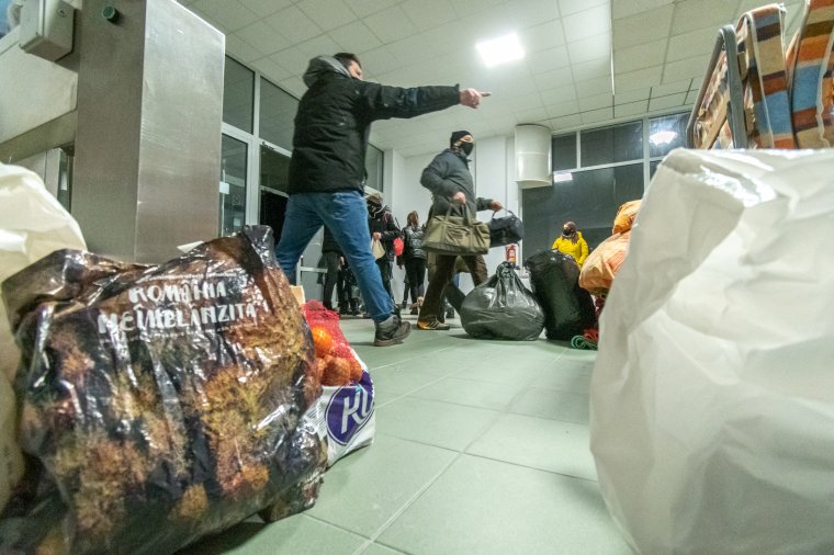 A tűzkárosultakon segítő önkénteseket keres a csíkszeredai városháza