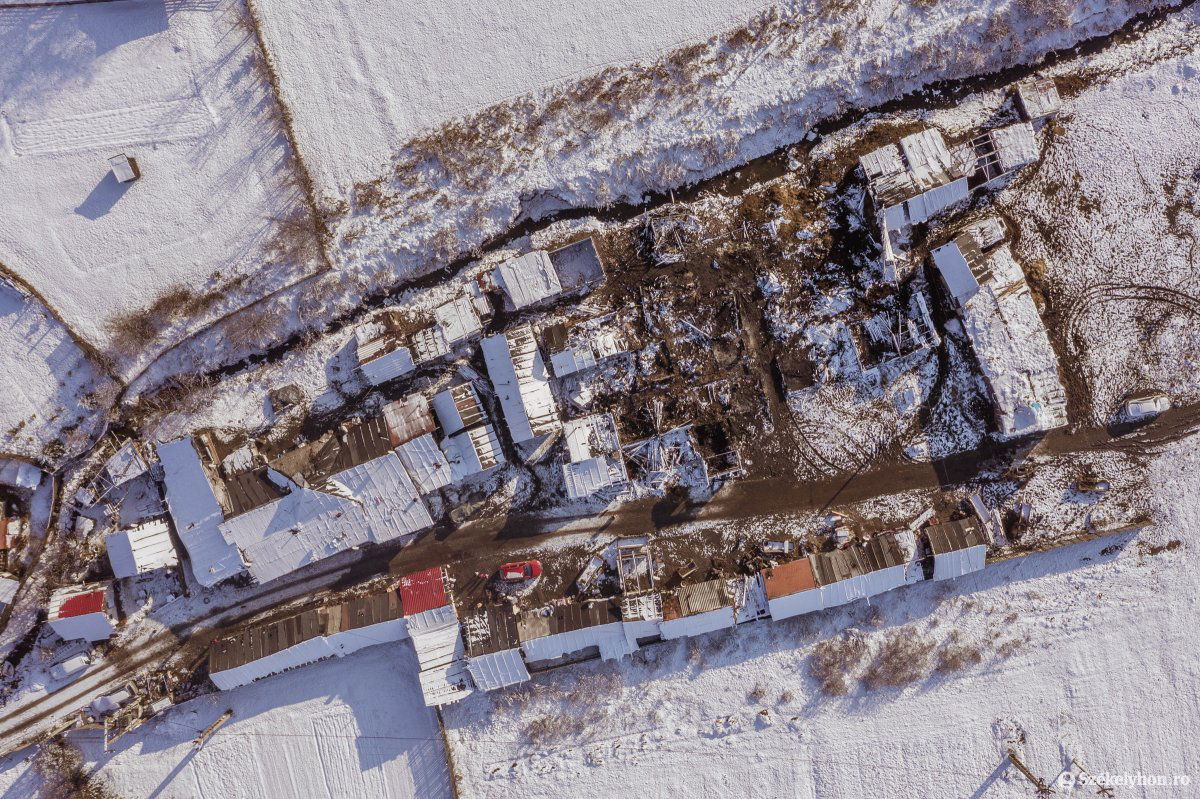Szegénységtérkép elkészítését tervezik. A tűzvész mélyebb gyökerű problémát hozott a felszínre •  Fotó: Pinti Attila