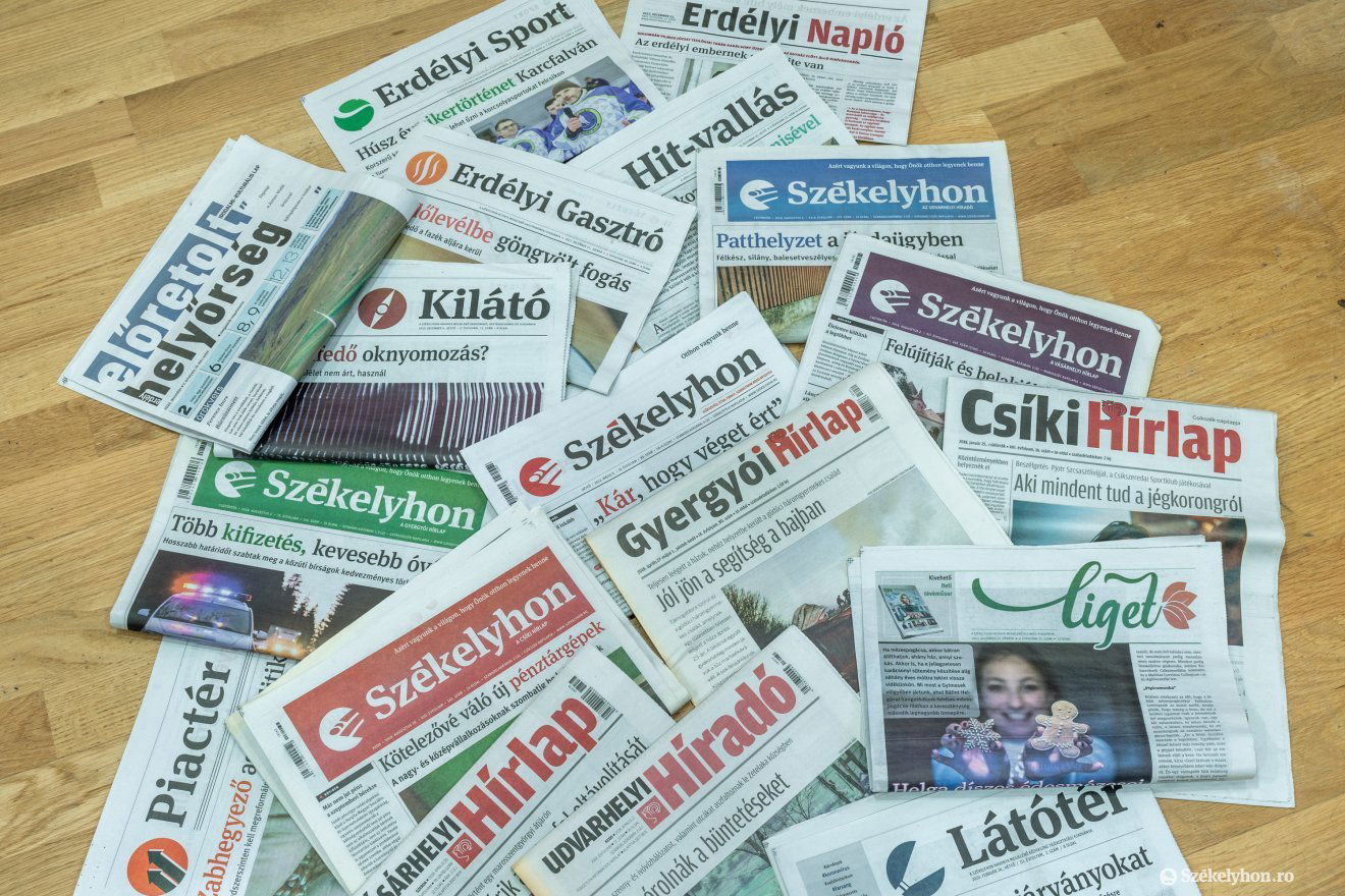 Búcsú az újságtól. Keserű szájízzel zárja szerkesztőségünk az idei évet, hiszen december 30-án jelent meg a nyomtatott Székelyhon utolsó lapszáma •  Fotó: Pinti Attila