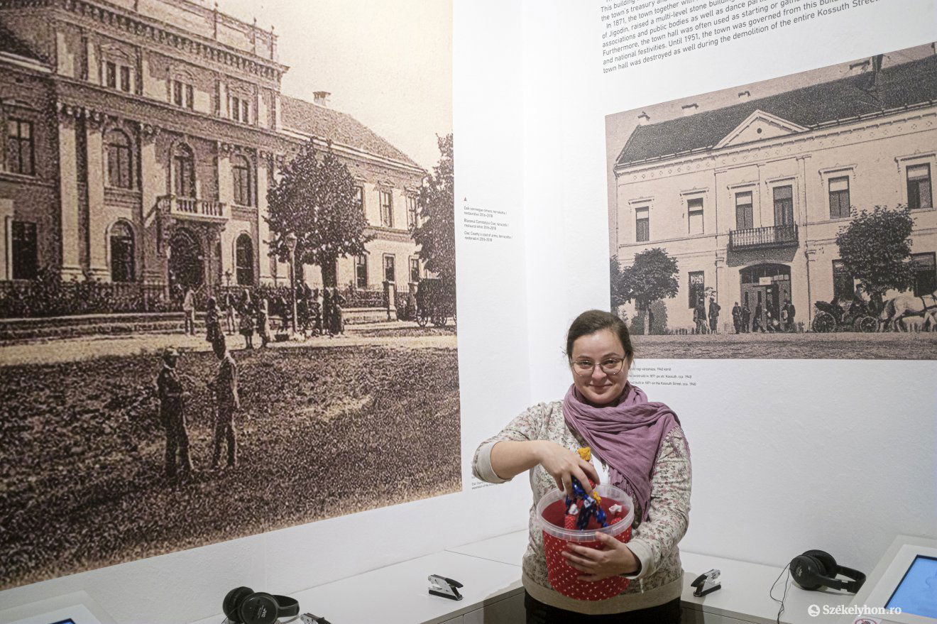 A Csíki Székely Múzeumban játékos nyomozásban vehetünk részt a szaloncukrok nyomán •  Fotó: Veres Nándor