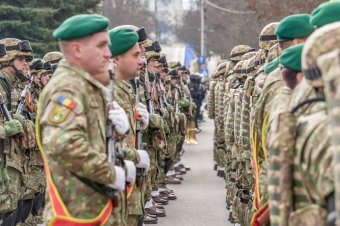 Hivatásos katonákat toboroznak, a kerekerdői alakulatnál is lehet jelentkezni