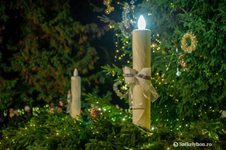 Közeleg az első adventvasárnap •  Fotó: Pinti Attila