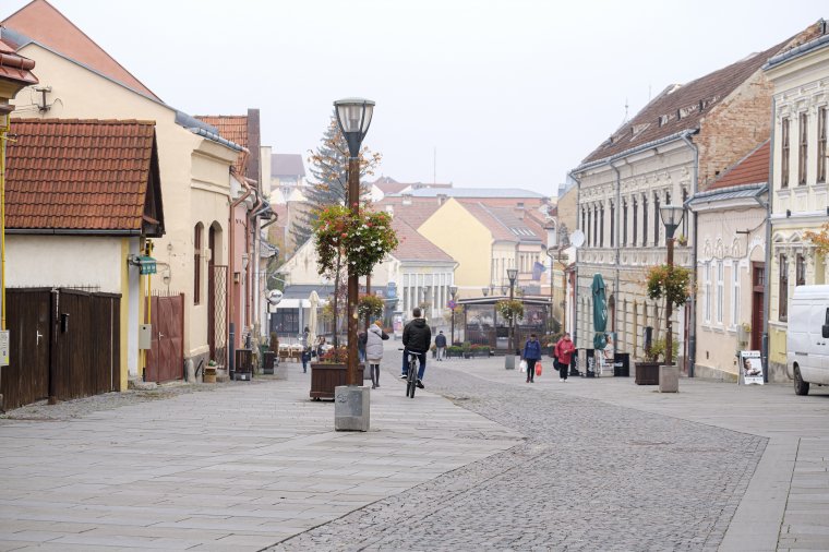 Vízszünettel indul a hétfő a csíkszeredai Petőfi utca egy részén