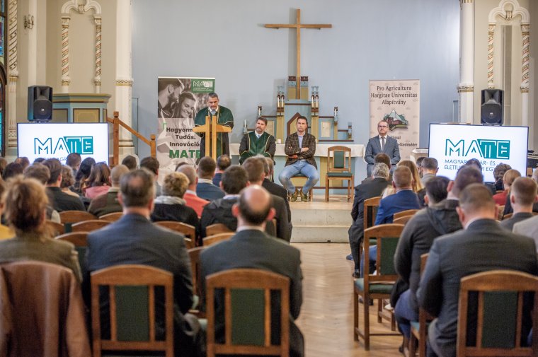 Jubileumi tanévnyitót tartott Csíkszeredában az agrártudományi egyetem