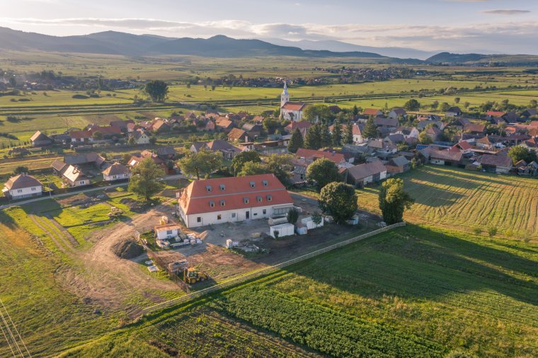 A szükséges pénz hiánya miatt lassabban halad a Henter-kúria felújítása