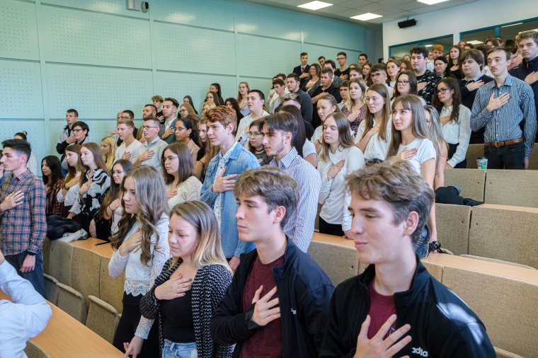 334 diák kezdte meg a tanévet a Sapientia EMTE Csíkszeredai Karán