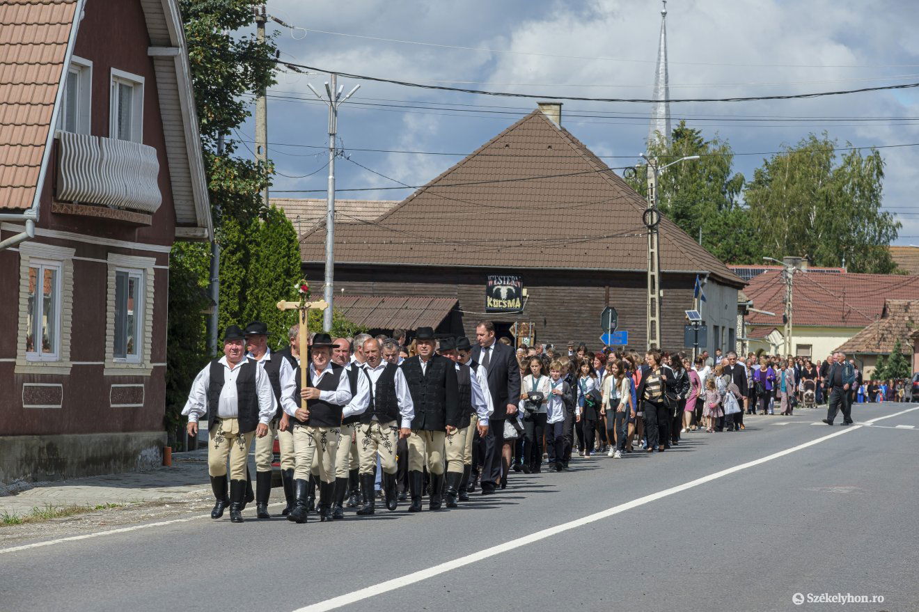 &bullet;  Fotó: Veres Nándor