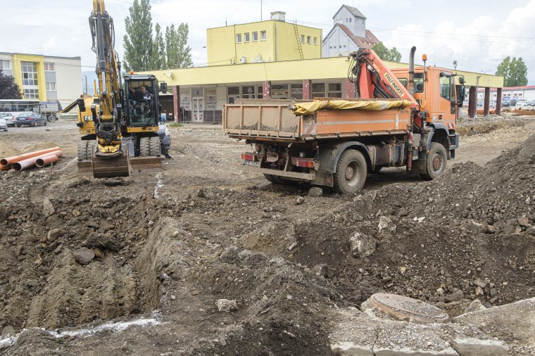 Készül az új buszpályaudvar, a munkálatok télen sem szünetelnek