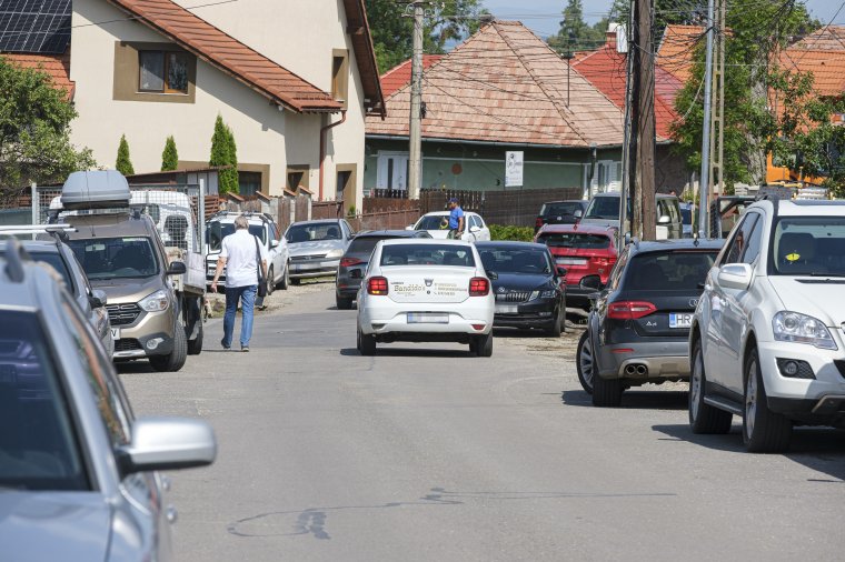 Egyelőre marad a torlódás, várni kell a rendezésre