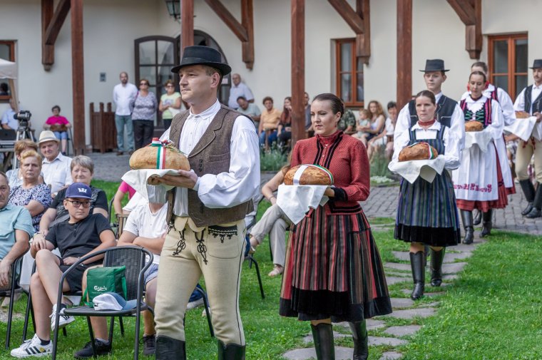 „Szent István király végtelen alázattal szolgálta a nemzetet” – Csíkszeredában is megemlékeztek az államalapításról