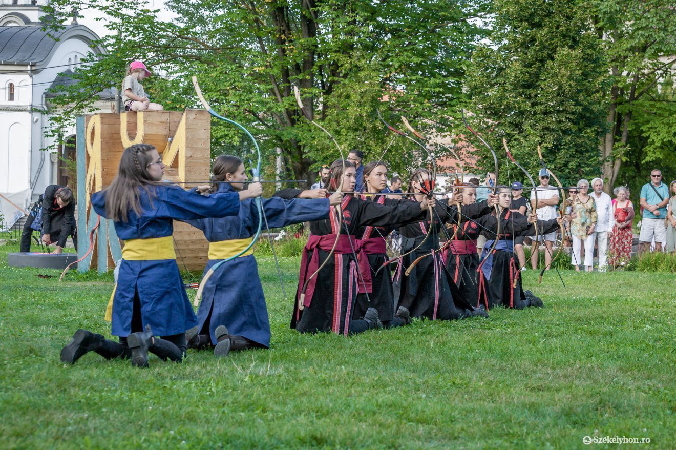 •  Fotó: Pinti Attila