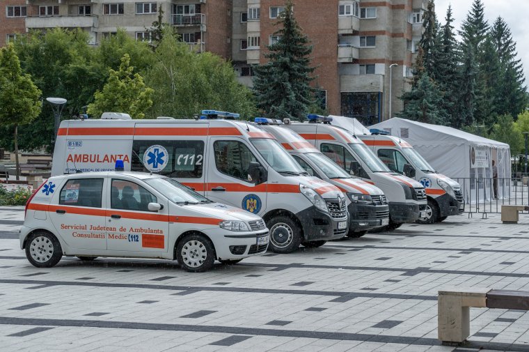 Több mint 120 mentőautót vásárol a katasztrófavédelem, de még tízszer ennyit szereznek be