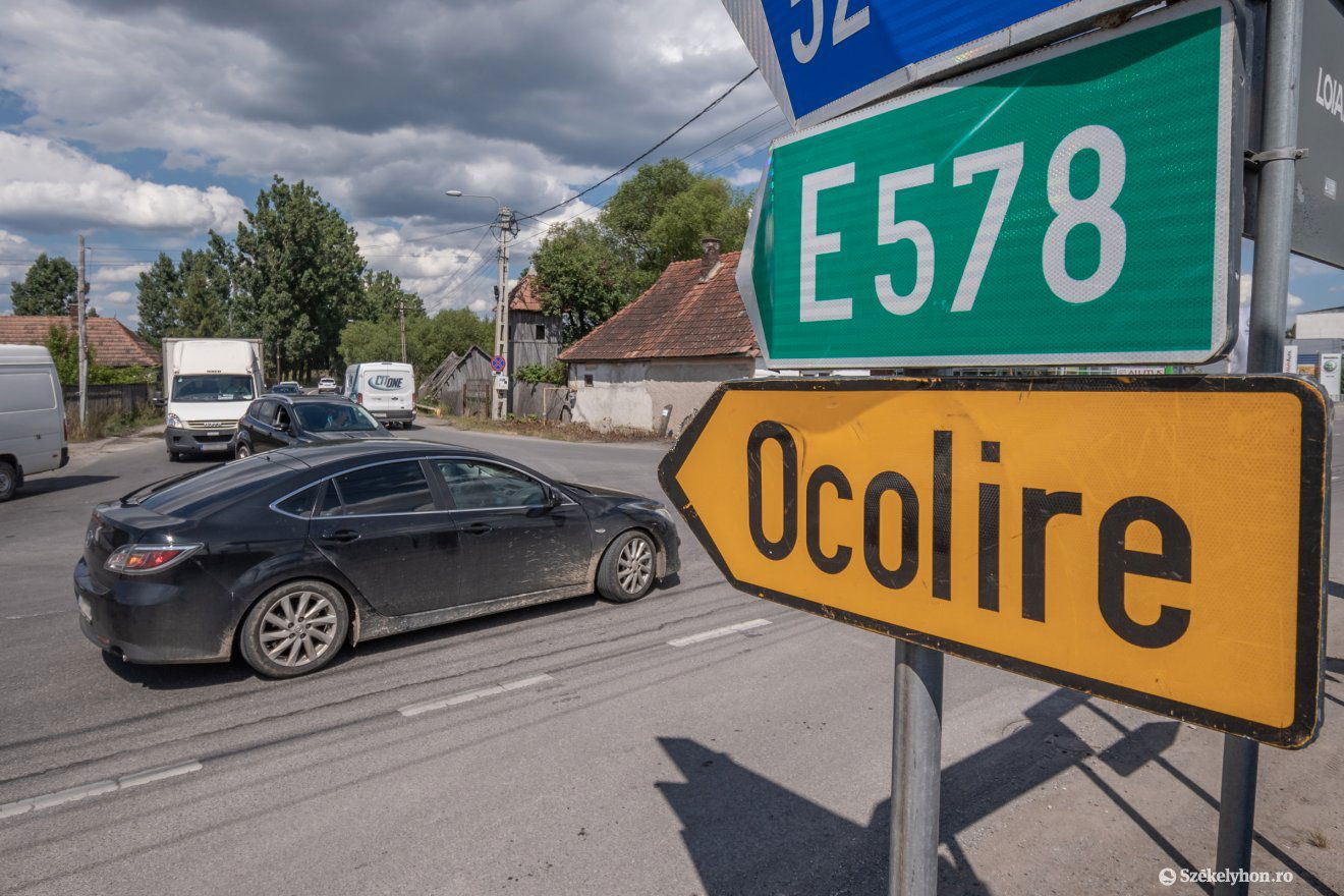 Megváltozik a forgalmi rend a Hargita és Rét utcák találkozásánál •  Fotó: Pinti Attila