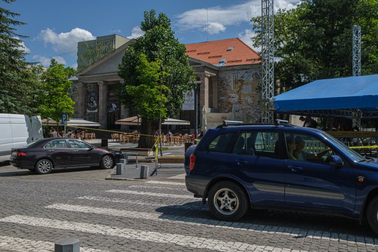 Útlezárás a csíkszeredai fesztivál ideje alatt