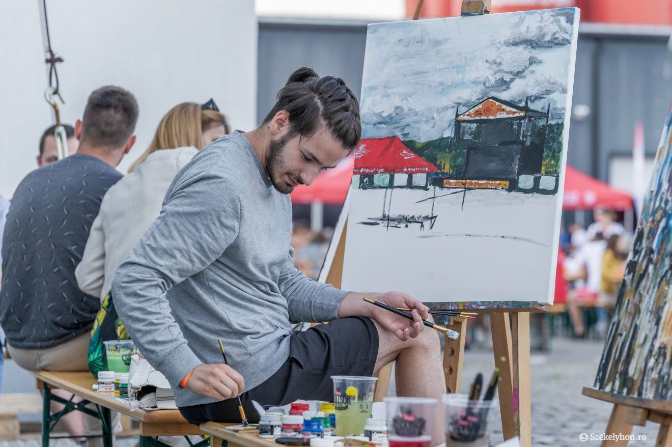•  Fotó: Pinti Attila
