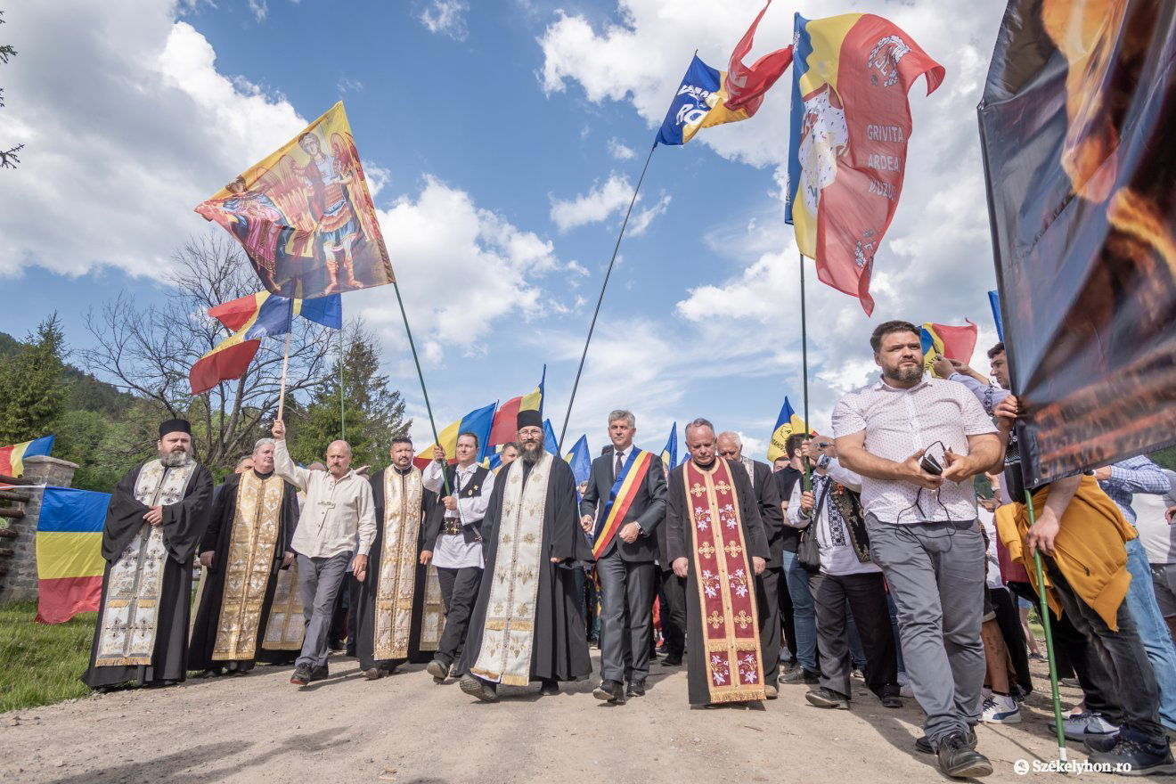Román hősök napi ünnepség az ortodox vallási naptár szerinti áldozócsütörtökön. 2022-ben június 3-ára esett... •  Fotó: Pinti Attila