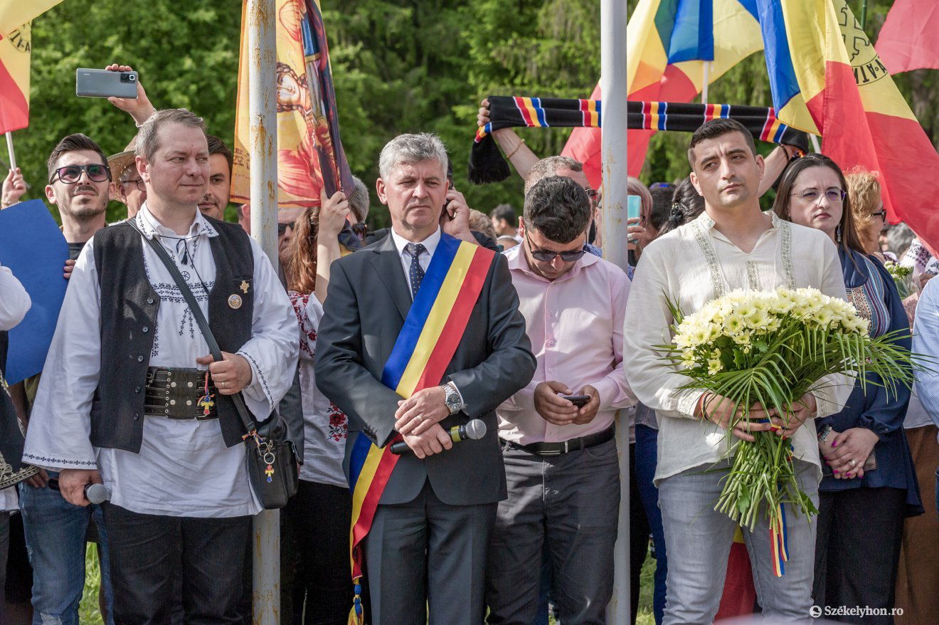 Mihai Tîrnoveanu, Constantin Toma és George Simion •  Fotó: Pinti Attila
