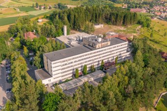 Kétórás figyelmeztető tiltakozásba kezdenek a törvényszéki orvosok