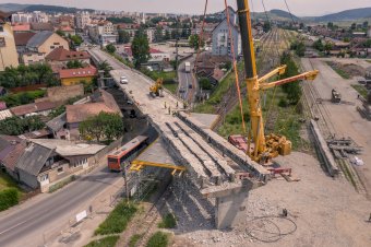 A vasúti felüljáró megújulásának képes krónikája