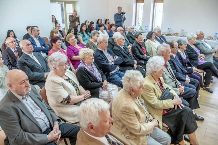 A legalább fél évszázada házasságban élő csíkszeredaiakat köszöntötték